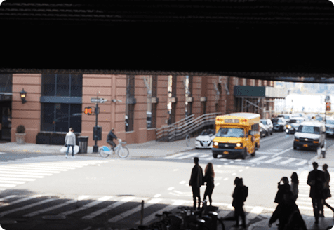 海を見渡す窓の風景