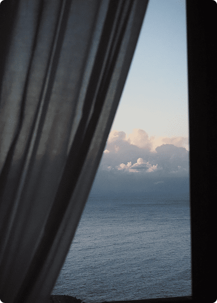 壁画のある街角の風景